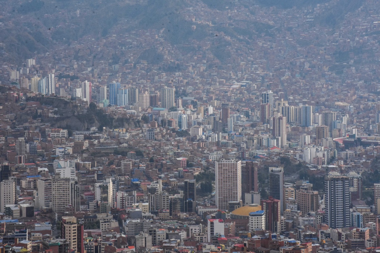 Regularización de casas fuera de norma en La Paz comenzará este lunes - A  Sol y Sombra